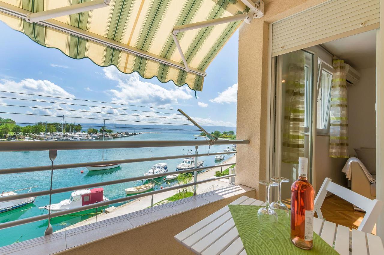Apartments Cetina Оміш Екстер'єр фото